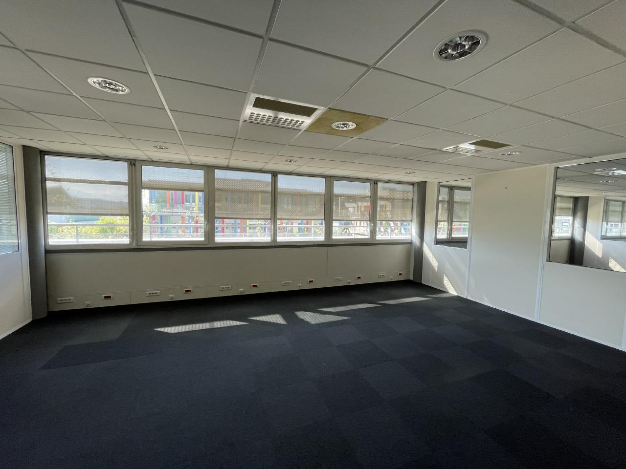 Bureau Le Bourget-du-Lac 194m² Vente bureau Le Bourget-du-Lac Savoie OVBUR2422227 2